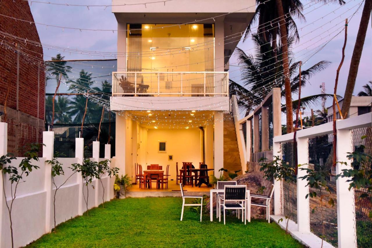 Kavin Beach Hotel Хикадува Екстериор снимка