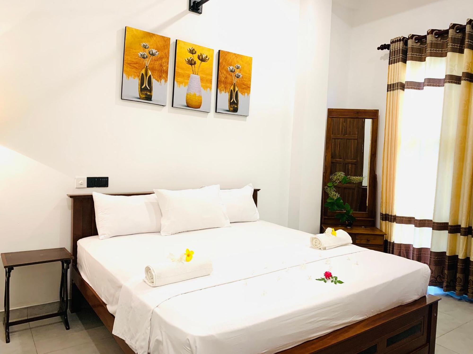 Kavin Beach Hotel Хикадува Екстериор снимка