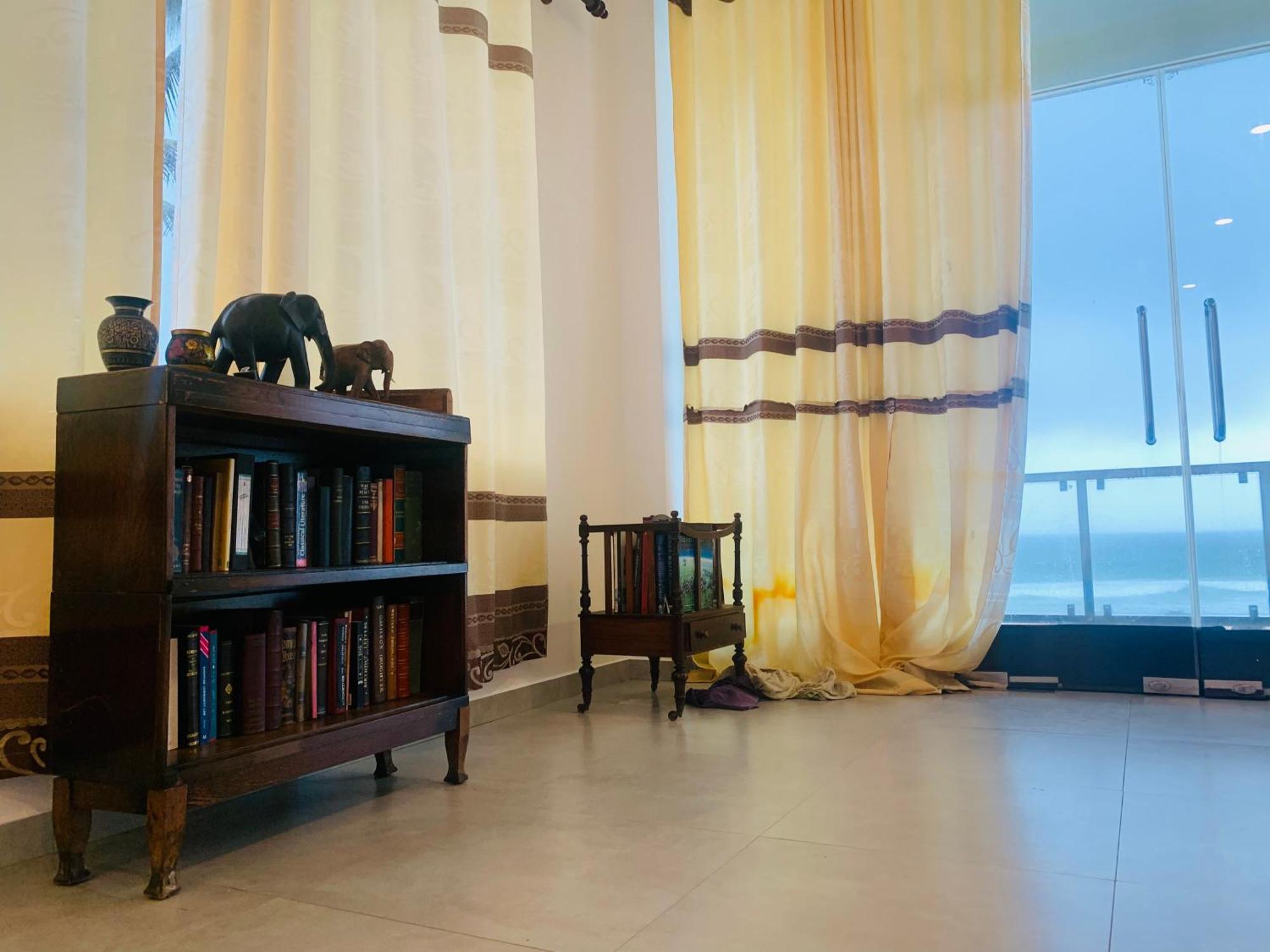 Kavin Beach Hotel Хикадува Екстериор снимка
