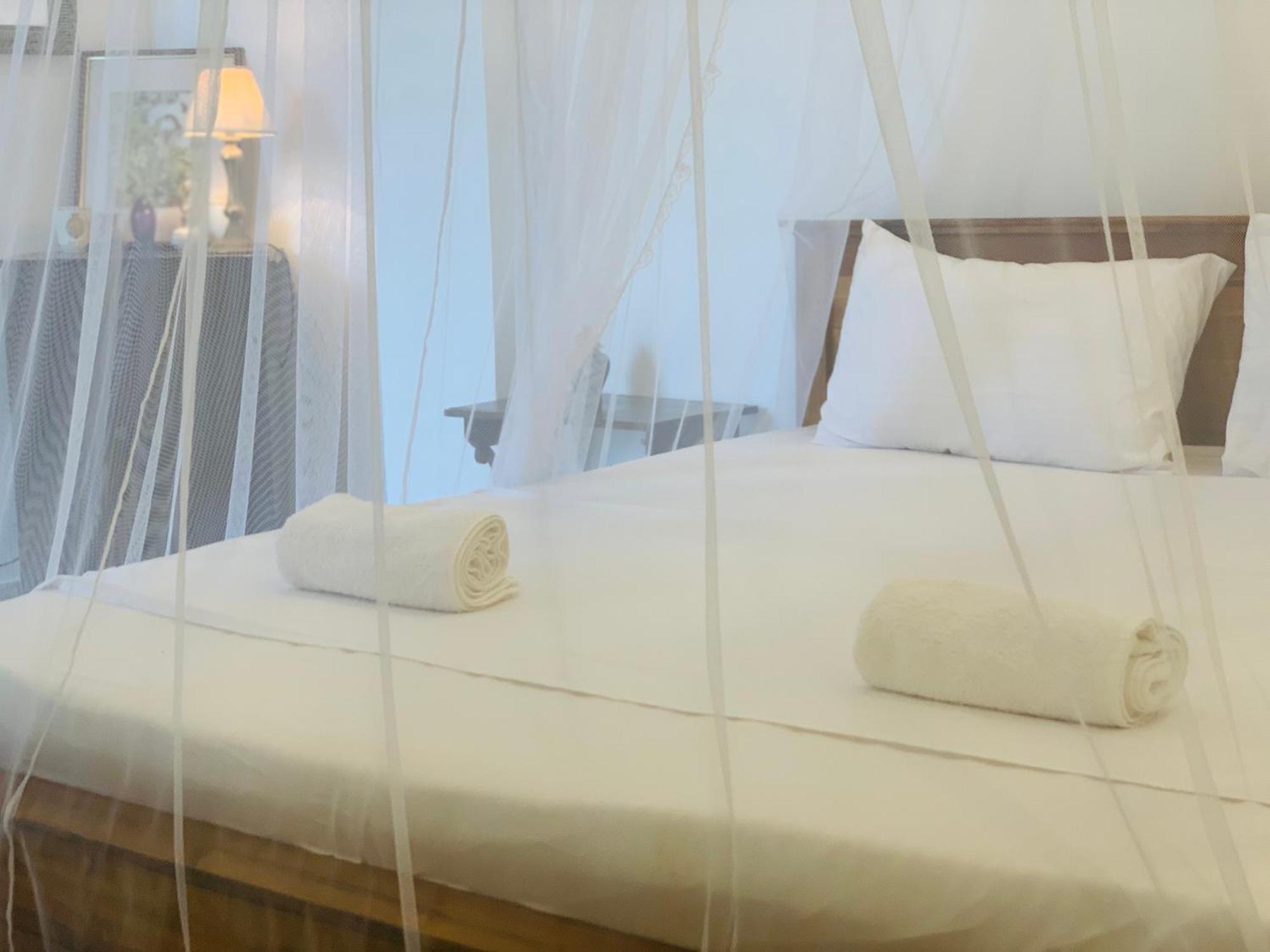 Kavin Beach Hotel Хикадува Екстериор снимка