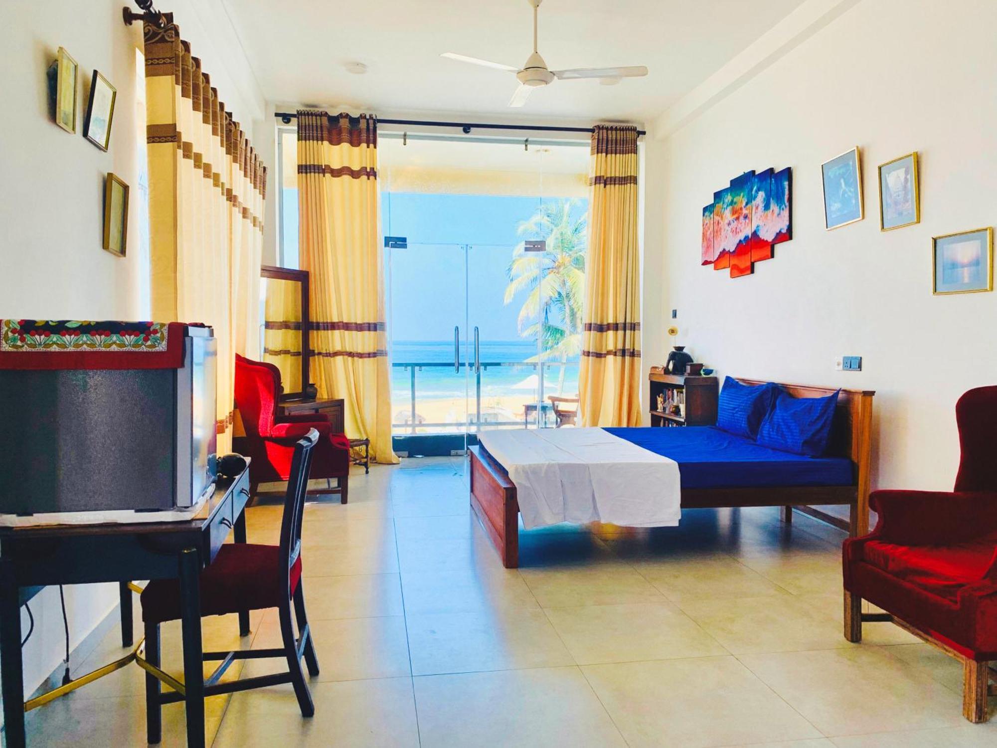 Kavin Beach Hotel Хикадува Екстериор снимка